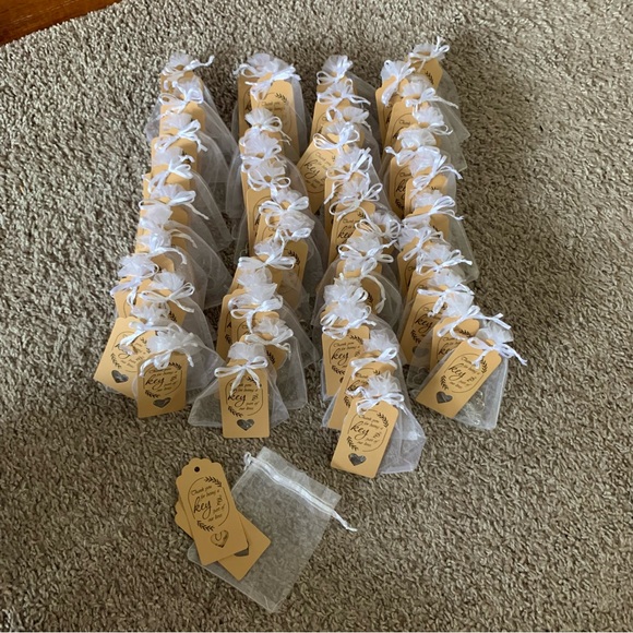 Angel Heart Keychain with Organza Gift Bags and Thank You Favor Tags Gifts 48 - Picture 2 of 10